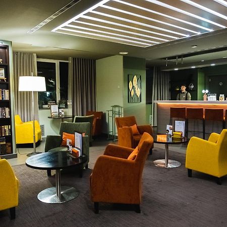 Park Hotel Αλμάτι Εξωτερικό φωτογραφία