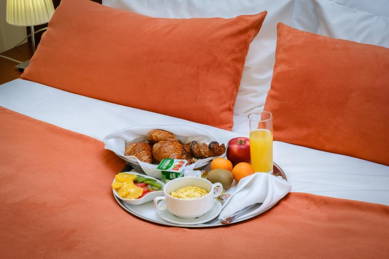 Park Hotel Αλμάτι Εξωτερικό φωτογραφία