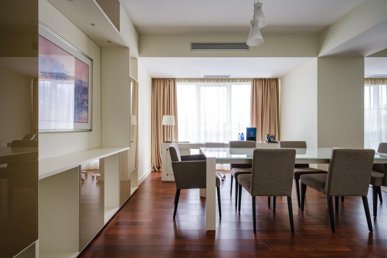 Park Hotel Αλμάτι Εξωτερικό φωτογραφία