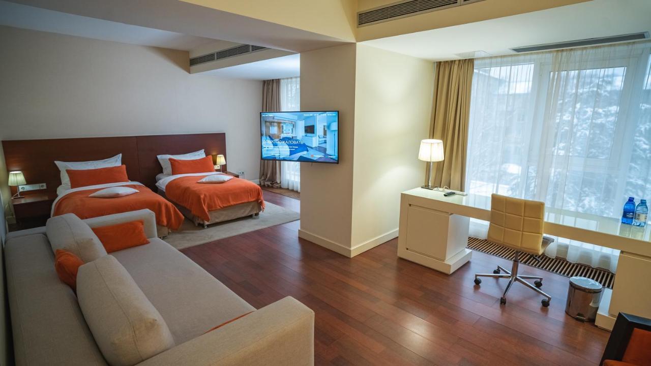 Park Hotel Αλμάτι Εξωτερικό φωτογραφία