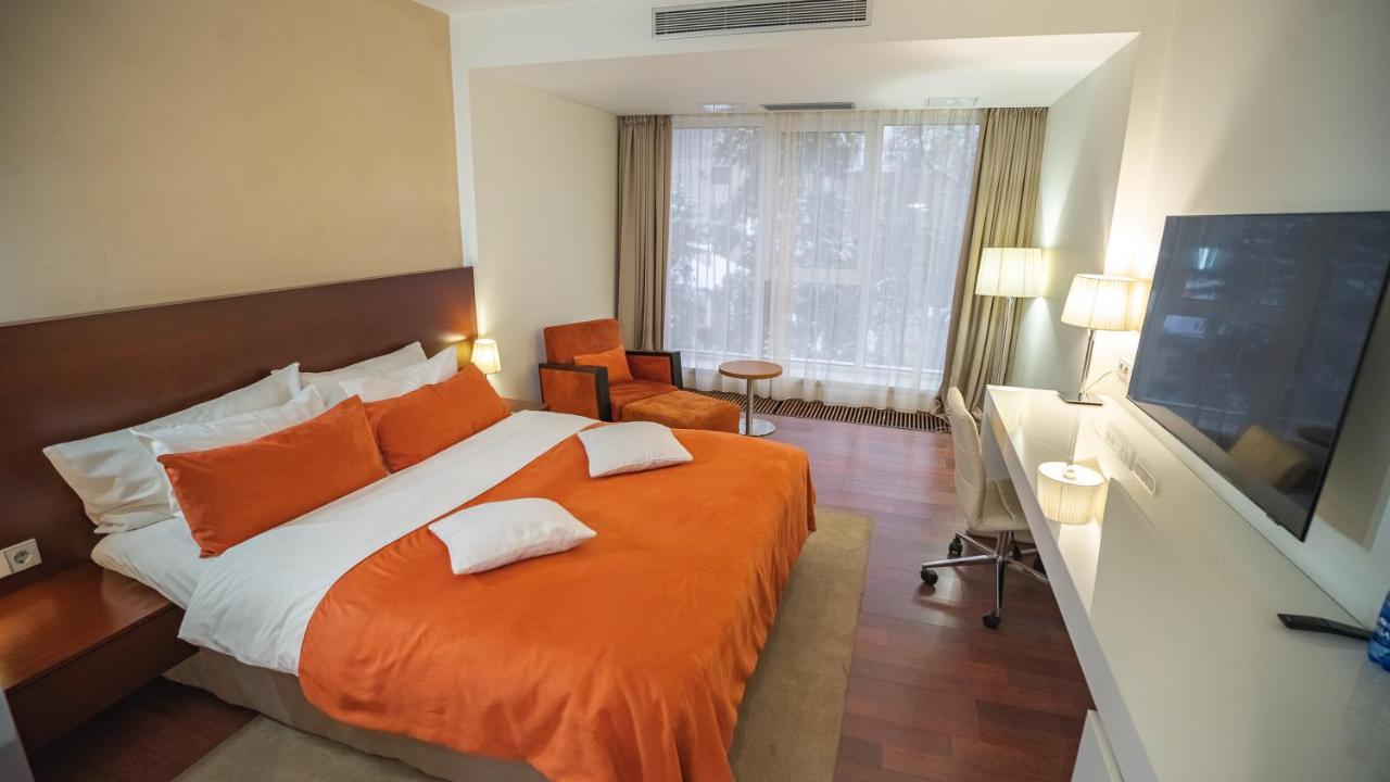 Park Hotel Αλμάτι Εξωτερικό φωτογραφία