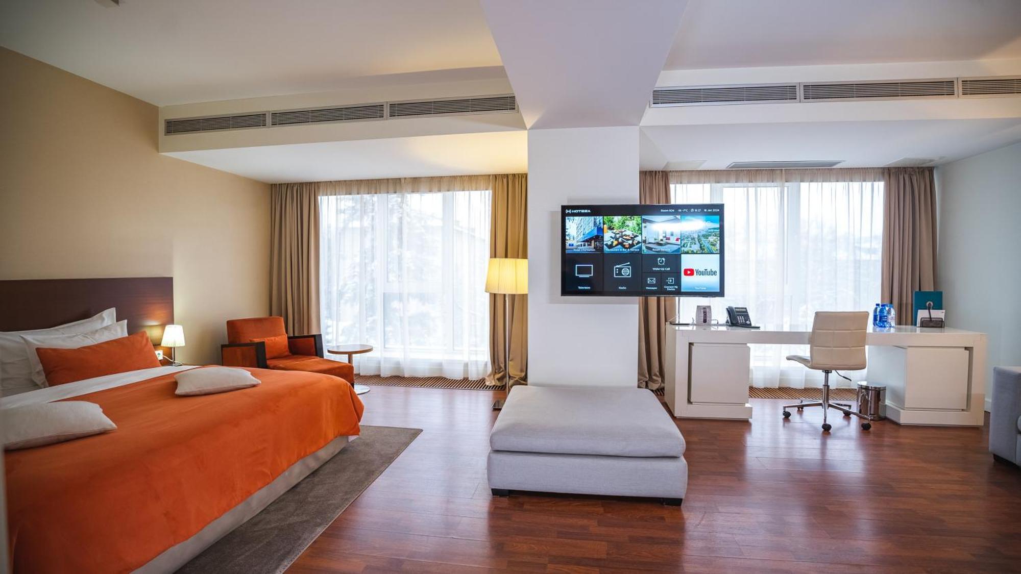 Park Hotel Αλμάτι Εξωτερικό φωτογραφία