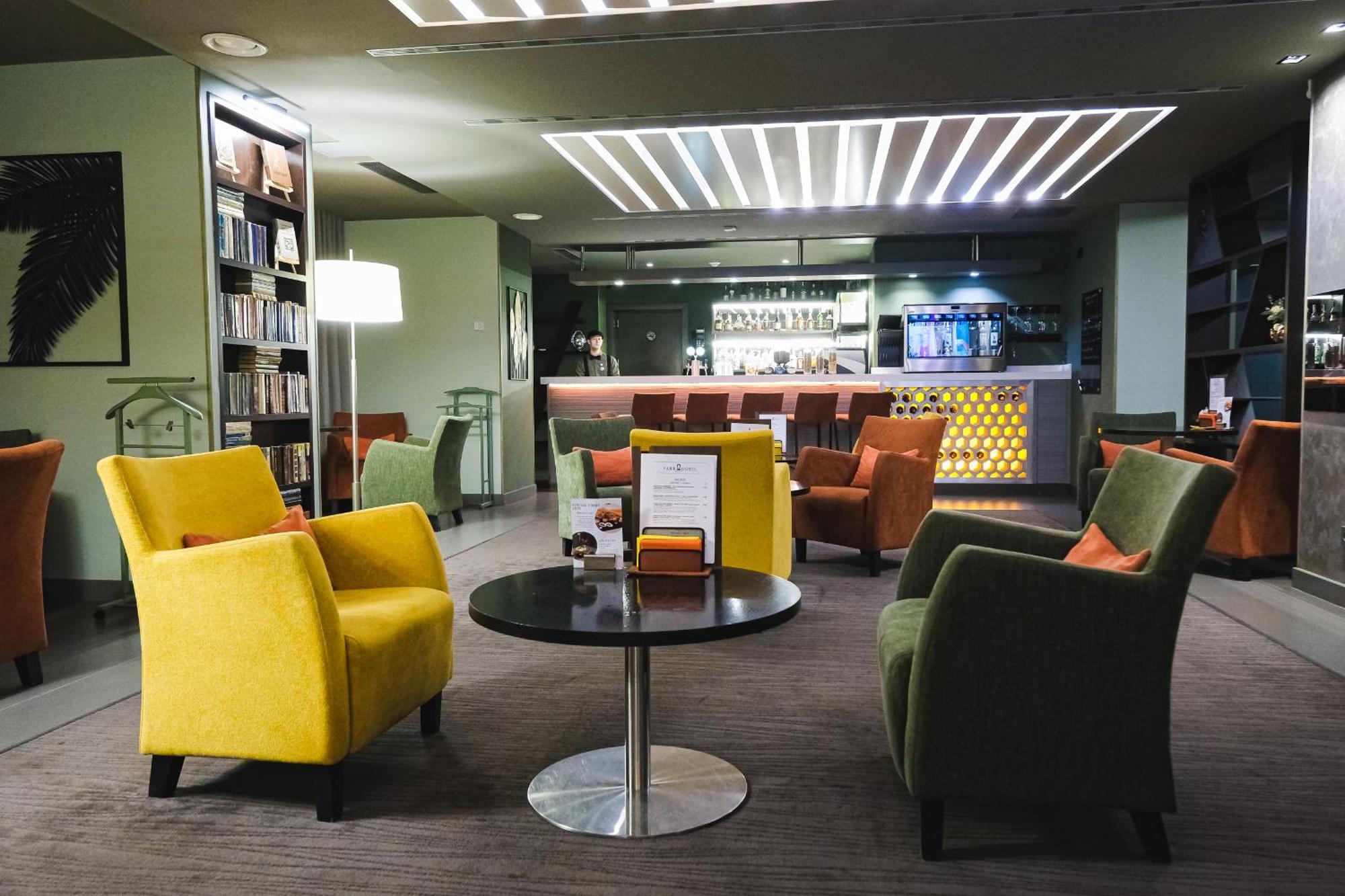 Park Hotel Αλμάτι Εξωτερικό φωτογραφία